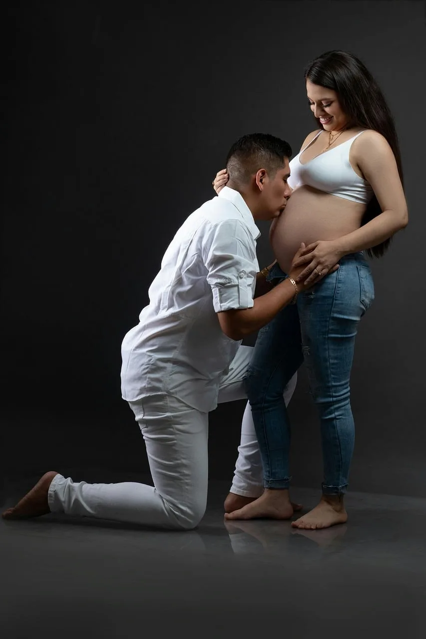 pregnant, pregnancy, woman, maternity, mom, mother, baby, stomach, family